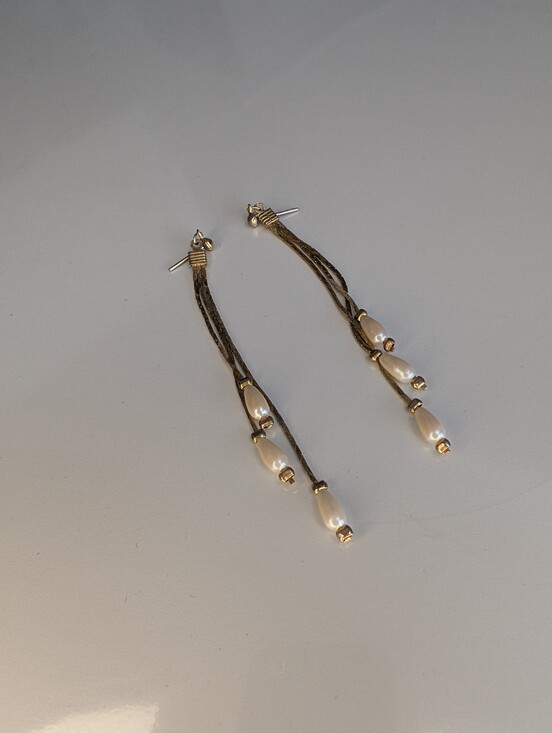Jewelry - Vintage Gold-Tone Snake Chain Faux Pearl Dangle Drop Earrings